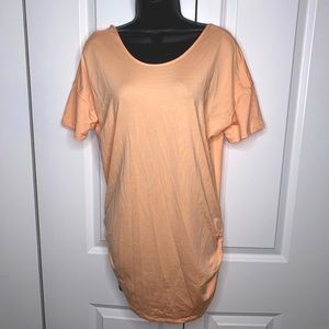 Lucy long pastel orange activewear top size M
